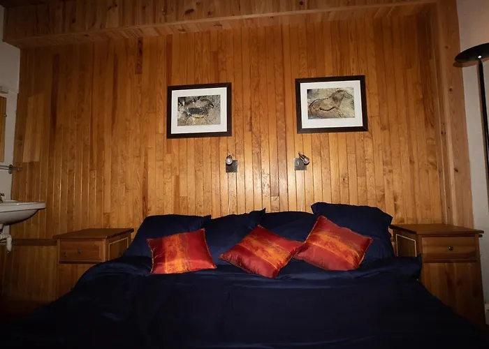 Comfortable Petit Barzun, In The Parc National Pyrenees *