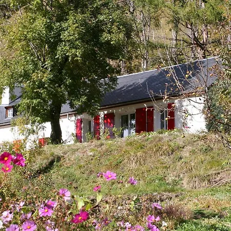 Comfortable Petit Barzun, In The Parc National Pyrenees Holiday home