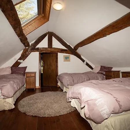 Comfortable Petit Barzun, In The Parc National Pyrenees 펜션