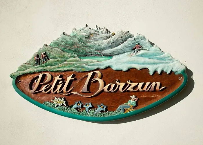 Comfortable Petit Barzun, In The Parc National Pyrenees 펜션