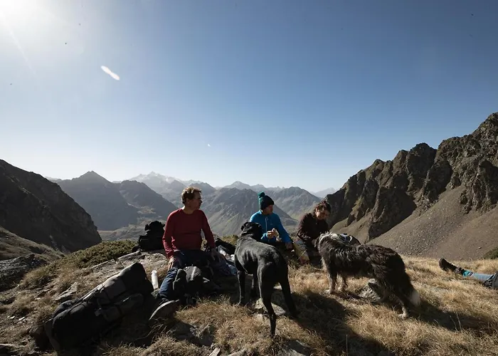 Comfortable Petit Barzun, In The Parc National Pyrenees 펜션 바레즈